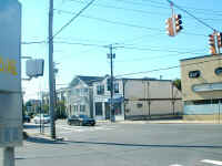 Muttcorner2.jpg (87257 bytes)