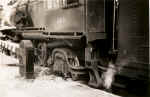 derail 37-3.jpg (76089 bytes)