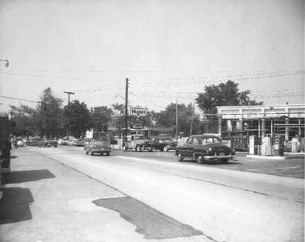 part1_JacksonFacingSW1962InTown.jpg (251368 bytes)