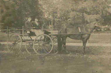 part1_LefttoRightLonnyBrower-DanielVanVelsorFixed.jpg (86553 bytes)