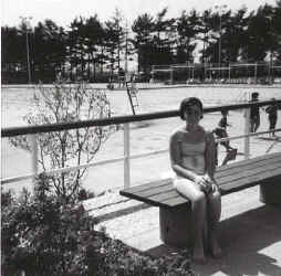 part1_syosset_woodbury_pool2pg.jpg (64734 bytes)