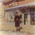 rege.JPG (32557 bytes)